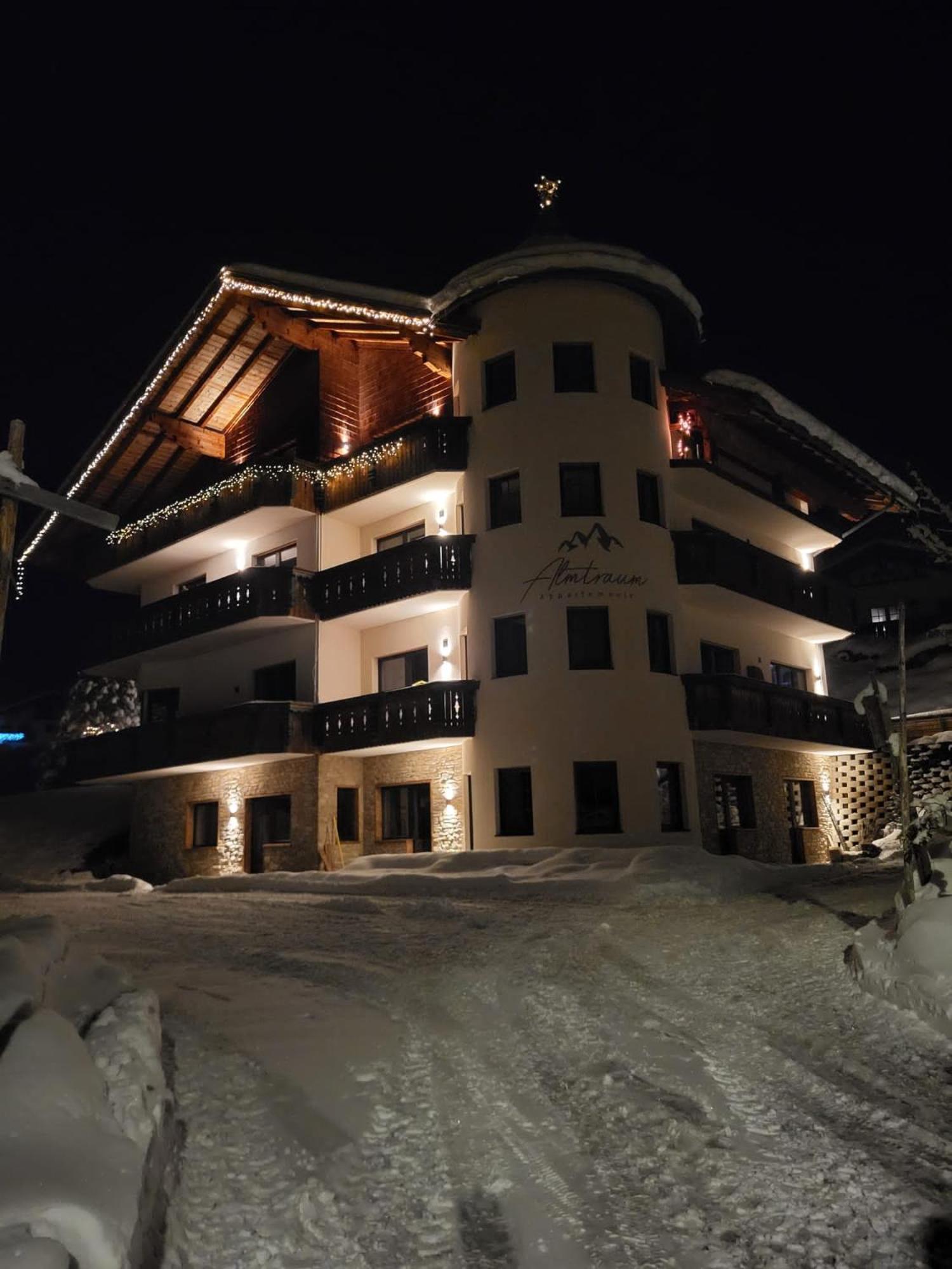 Ferienwohnung Almtraum Berwang Exterior foto
