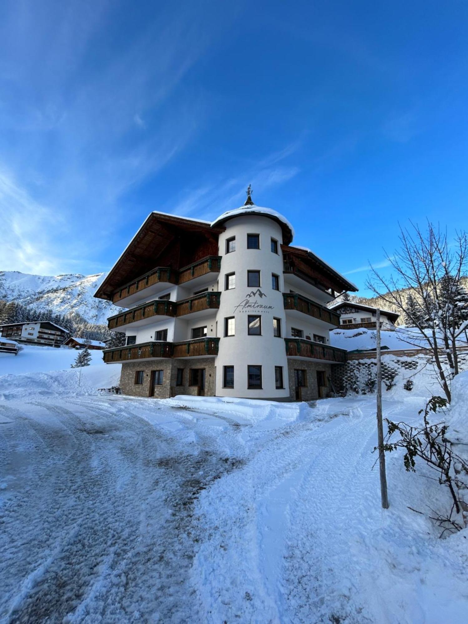 Ferienwohnung Almtraum Berwang Exterior foto