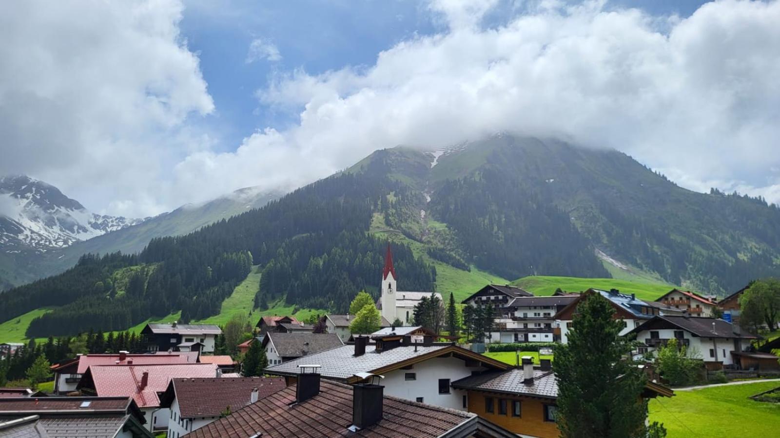 Ferienwohnung Almtraum Berwang Exterior foto