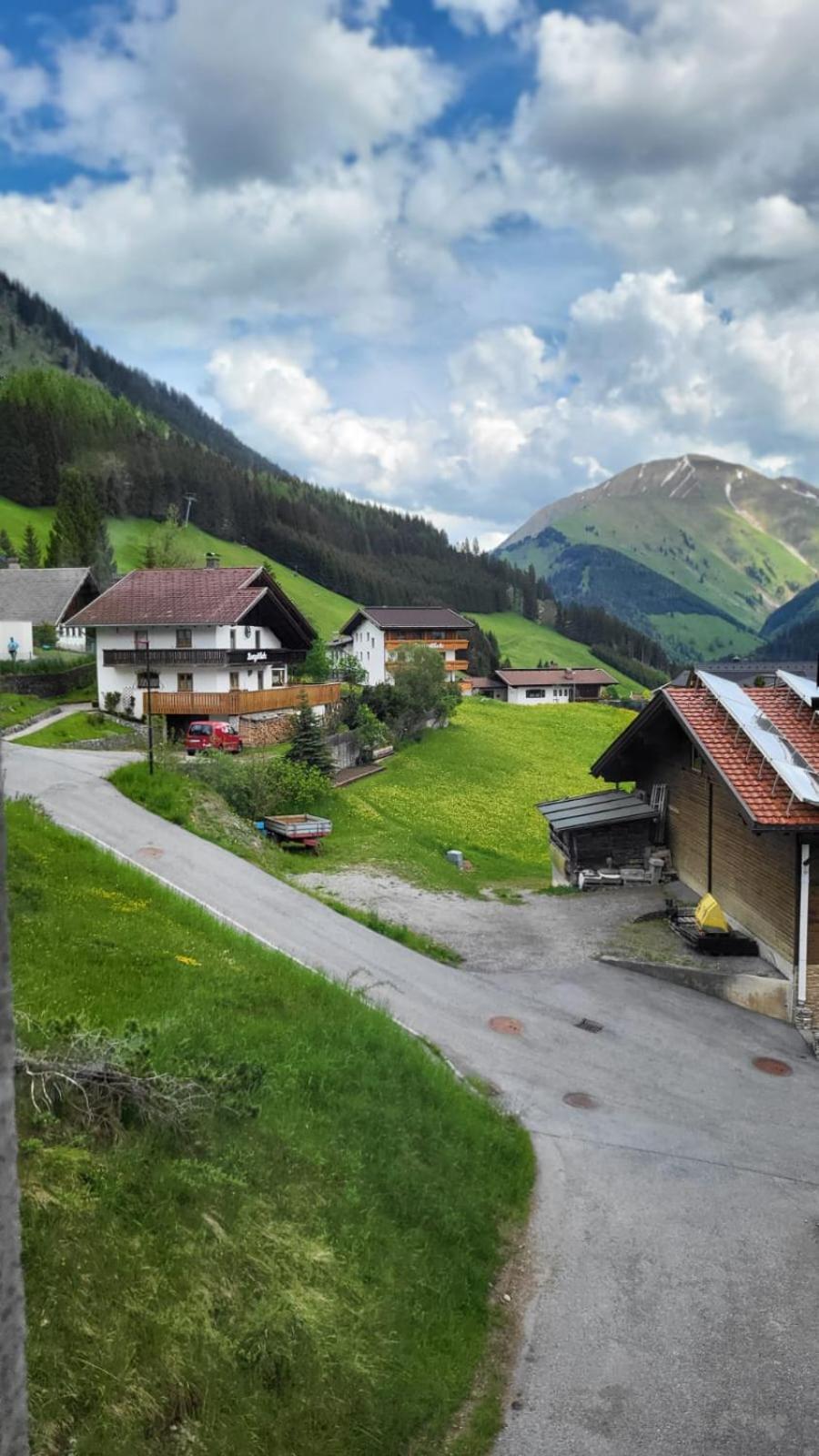 Ferienwohnung Almtraum Berwang Exterior foto